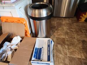 lot 7 image: Simplehuman Stainless Steel Trash Can