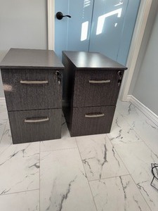 lot 4 image: (2) Locking 2-Drawer File Cabinets