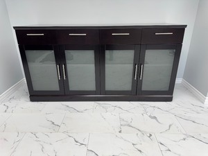 lot 17 image: Executive Buffet Cabinet