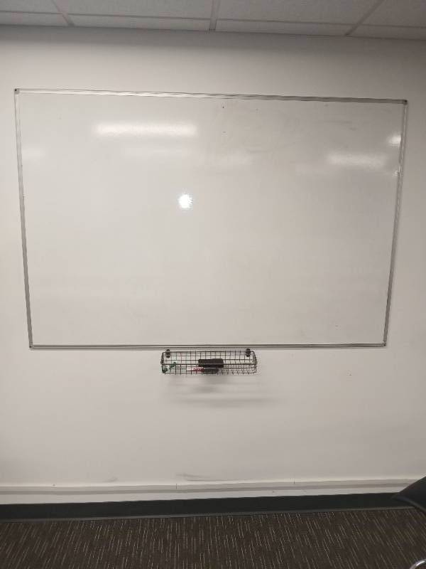 lot 8 image: 6 x 4 whiteboard