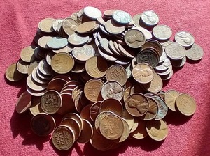 lot 17 image: (200) Wheat Pennies