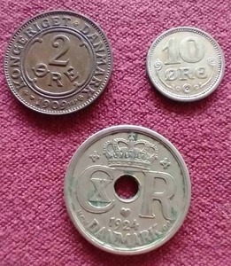 lot 19 image: (3) Vintage Denmark Coins