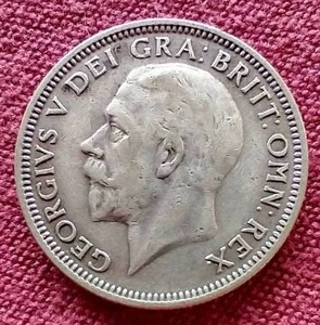 lot 28 image: 1935 British Silver Shilling