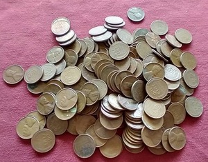 lot 73 image: (200) Wheat Pennies