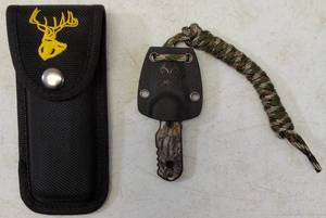 lot 21 image: Realtree Xtra Knives (1) Folding Knife with Holder (1) Neck Knife with Sheath (View Photos)