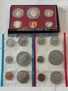lot 25 image: 1976-S Proof and P & D Mint Sets