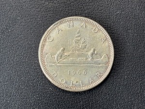 lot 9 image: 1966 Canada Silver Dollar