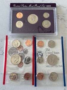 lot 60 image: 1992-S Proof and P & D Mint Sets