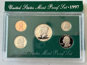 lot 64 image: 1997-S Proof Set