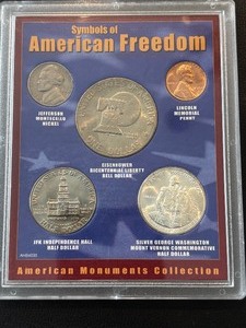 lot 31 image: American Monuments Collection