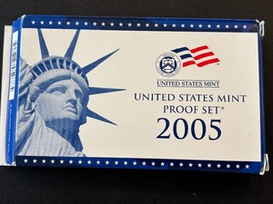lot 34 image: 2005-S Proof Set
