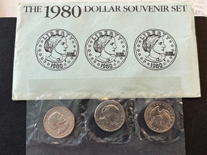 lot 37 image: 1980 Susan B. Anthony Dollar Set