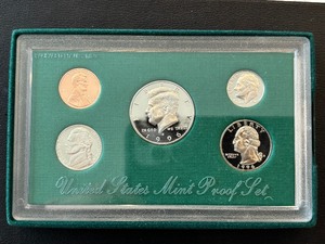 lot 38 image: 1996-S Proof Set