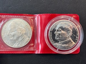 lot 18 image: Pope John Paul Coins