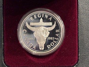 lot 51 image: 1982 Canada Silver Dollar Regina