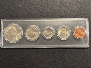 lot 61 image: 1978 Mint Set