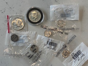 lot 187 image: Kennedy Half Dollars and Silver Dimes
