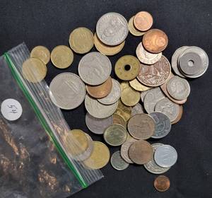 lot 17 image: Bag of Foreign Coins (54)