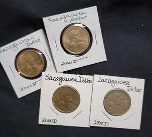 lot 32 image: 4 - 2000D Sacagawea Dollars