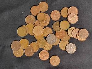 lot 48 image: Bag of Canadian Pennies (38)  Misc. Years
