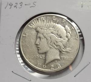 lot 68 image: 1923-S Silver Peace Dollar