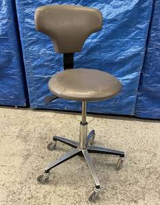 lot 27 image: MSRP $1500 High Quality Keilhauer SKY Mobile Rolling Healthcare Adjustable Stool Chair - In Good Condition