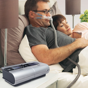 lot 17 image: MSRP $2500 ResMed S9 AutoSet EPR wH5i Humidifier CPAP and BiPAP Machine WITH Reservoir, Hose, Travel Bag, Manual & Power Cord - Like New Working Condition