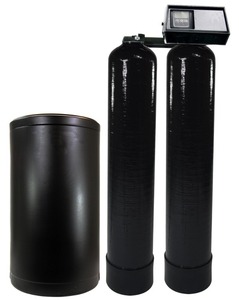 lot 38 image: MSRP $3000 Commercial Lab Water Softner System Recently Removed From A Working Environment In A Laboratory - In Guaranteed to Work