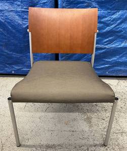 lot 60F image: WOW MSRP $1200 High Quality & Design Nemschoff (Herman Miller) 67-91 Reception Waiting Room Office Whisk Stack Chair - In Excellent Condition 12 Year Warranty