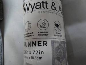 lot 50 image: Wyatt and Ash 24 x 72 Machine Wash...