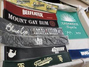 lot 101 image: New Bar Accessories...