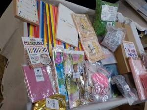 lot 130 image: Party Supplies...