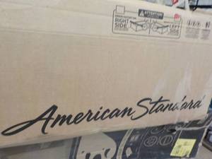 lot 152 image: American Standard Princeton Bath Tu...