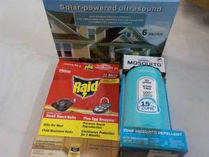 lot 223 image: Solar Powered Ultra Sound, Mosquito...