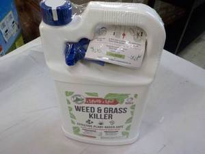 lot 233 image: Gallon Mighty Mint Weed and Grass K...