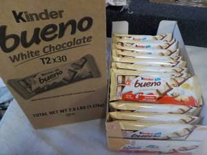 lot 286 image: 2.6 lb. box Kinder Bueno White Choc...