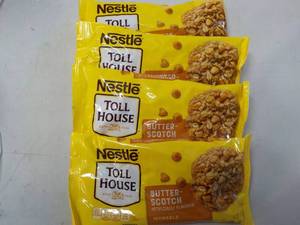 lot 314 image: 4 ct Nestles 11 oz bags Toll House...