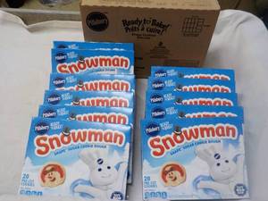 lot 324 image: 24 ct Pillsbury 9.1 oz boxes Snowme...