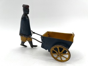 lot 7 image: Vintage Ferdinand Strauss Tin Wind-Up Toy - See Details