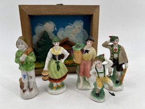 lot 20 image: Vintage Set of 5 Porcelain Figurines and Miniature Rustic Chalet Wall Art