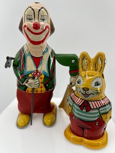lot 37 image: Mikuni Clown and Rabbit Vintage Wind-Up Toys