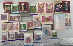 lot 97 image: Collection of Hallmark Keepsake Ornaments and Figurines