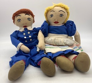 lot 107 image: Set of 2 Vintage Handmade Cloth Dolls with Embroidered Features