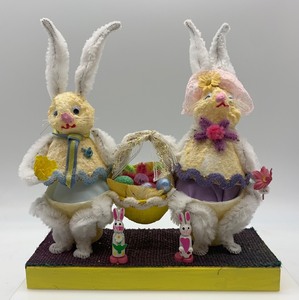 lot 110 image: Vintage Easter Bunny Couple with Basket Figurine