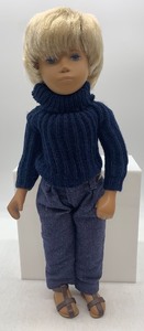 lot 117 image: Vintage Sasha Doll with Blue Sweater and Jeans