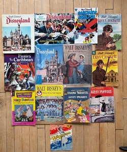 lot 146 image: Collection of 12 Vintage Walt Disney Magazines