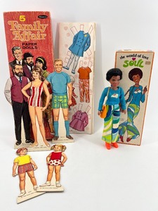 lot 197 image: Collection of Vintage Family Affair Paper Dolls and Hasbro Soul Doll