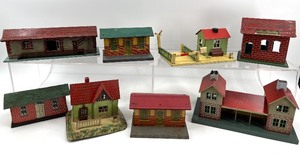 lot 211 image: Set of 8 Vintage Tinplate Lithographed Model Buildings - Made in USA & Bavaria