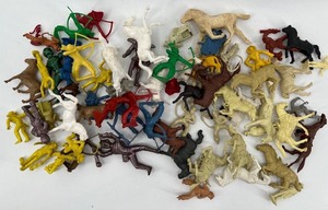 lot 261 image: Vintage Lot of Plastic Cowboy and Indian Figures with Horses
