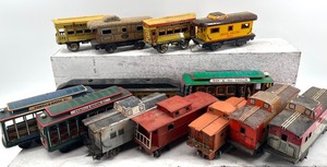 lot 263 image: Vintage Tin Toy Train Collection with Cable Cars and Coaches